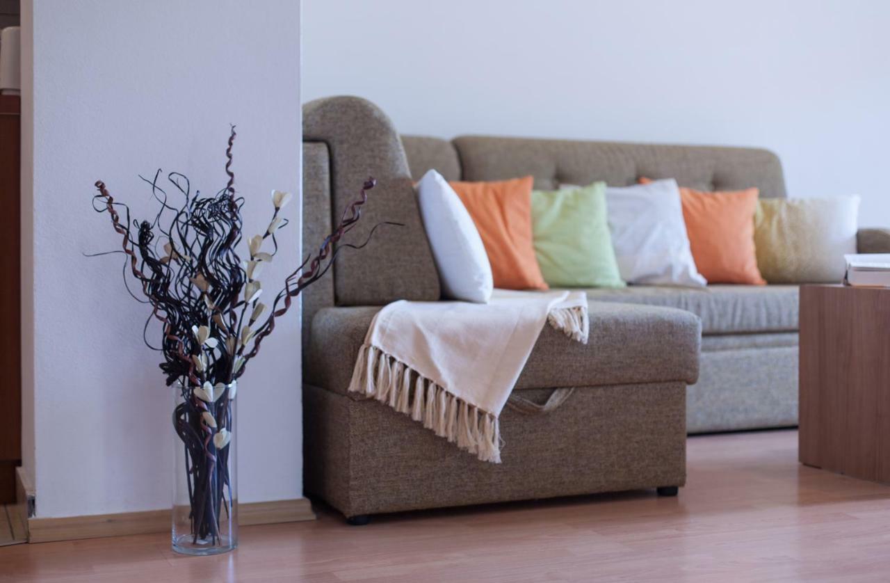 Apartment Helga Ližnjan エクステリア 写真